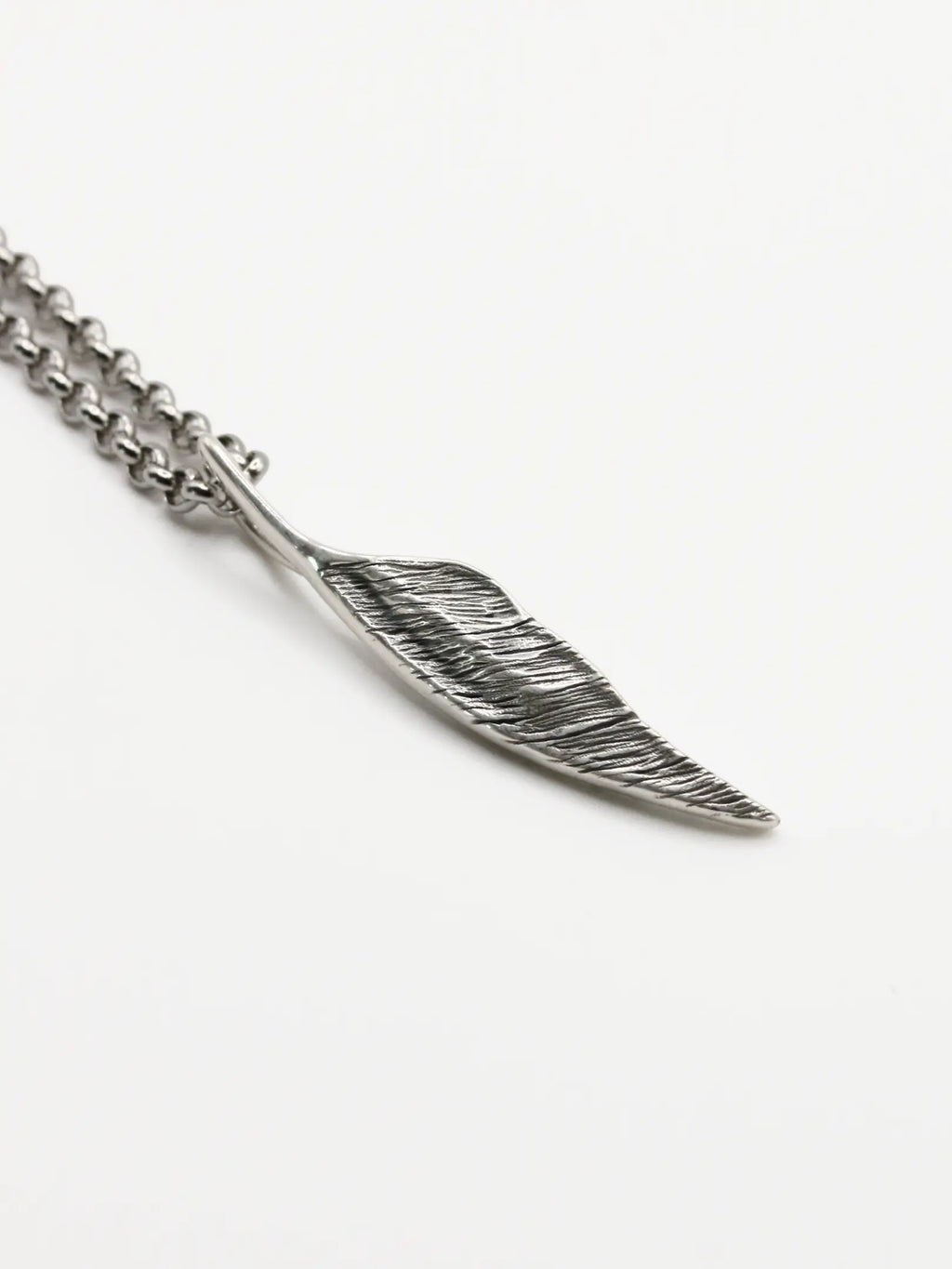 Hane Pendant