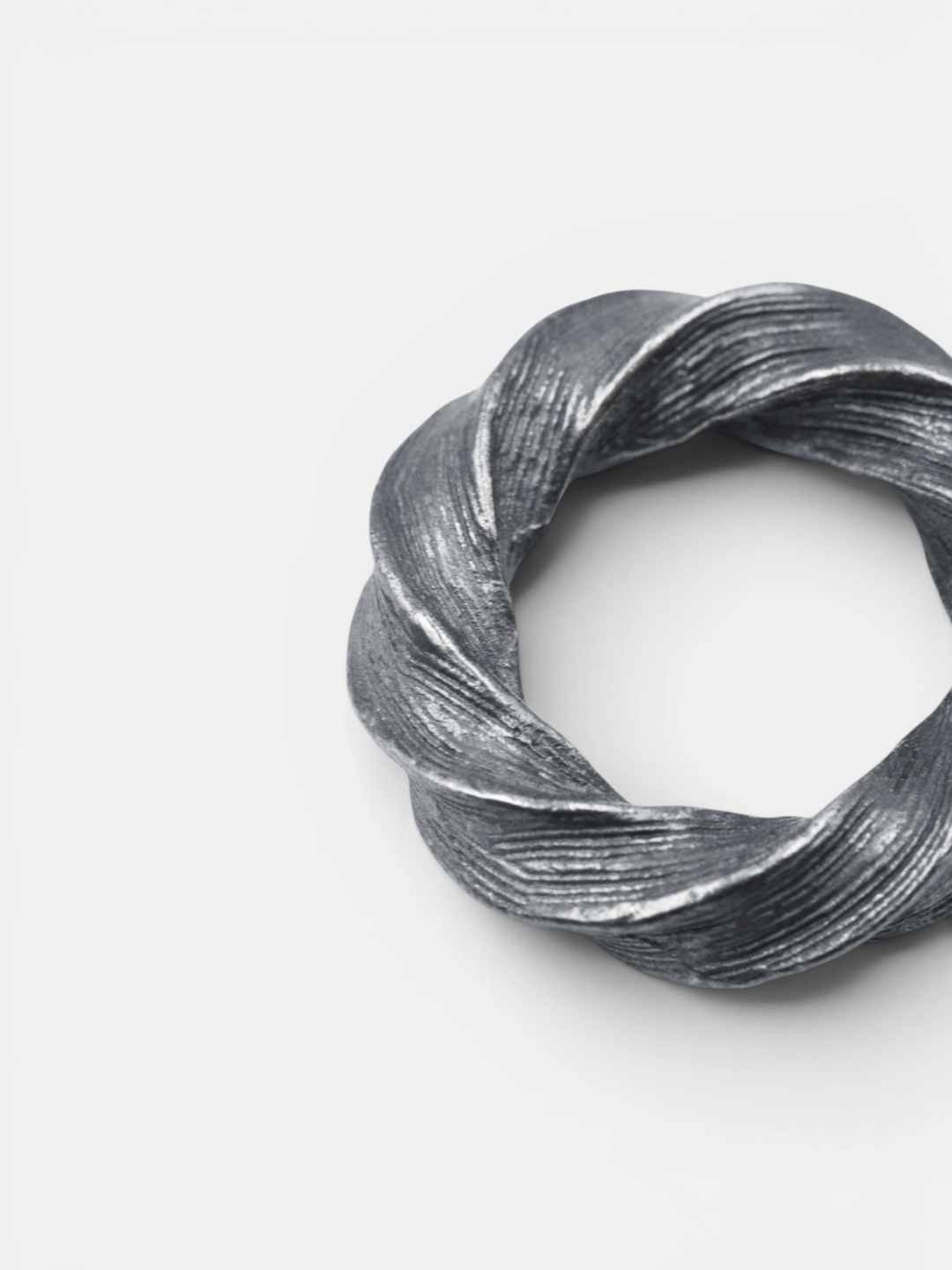 Nagare Ori Pendant