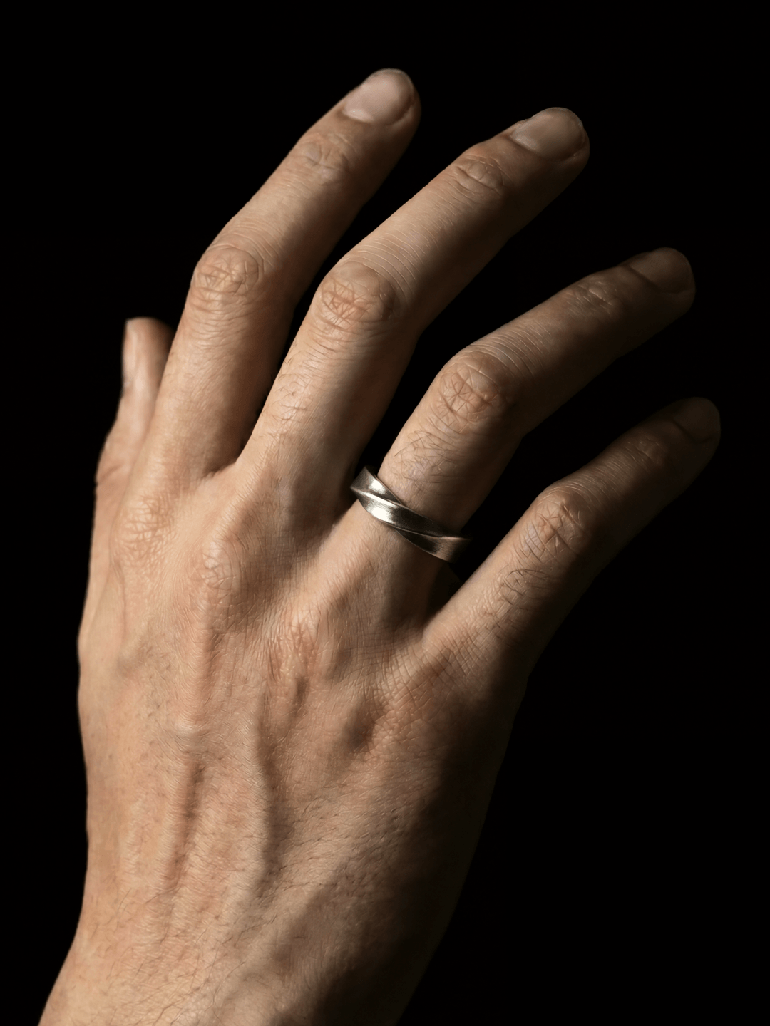 Nagare Ring