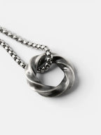 Nagare Pendant